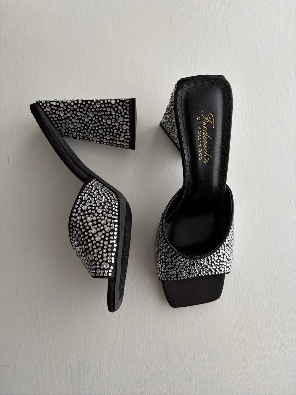 Fredrick’s of Hollywood Darlene Mule Rhinestones Size 8.5